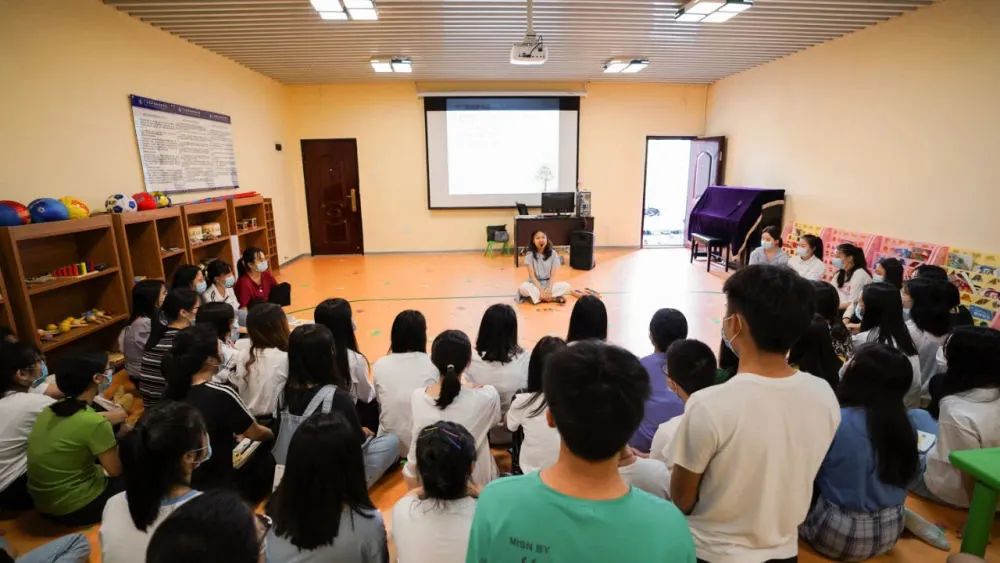 老师给同学们演讲 老师给同学们演讲