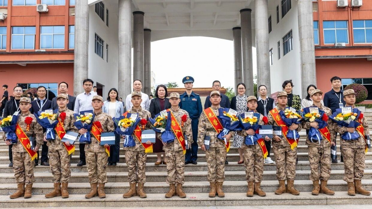 青春献国防 壮志赴军营——西甲联赛官网举行2026年光荣入伍学生欢送会