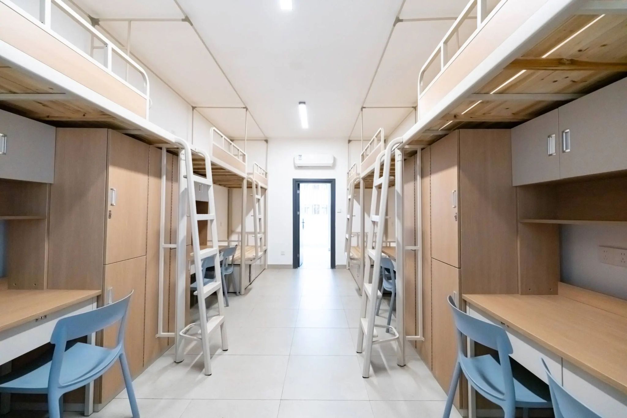西甲附中8人间公寓