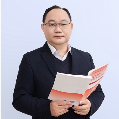 梁淳一