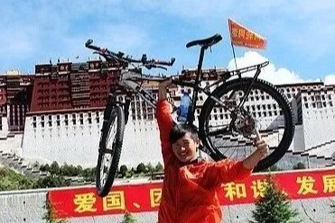 李佳钊：迎着光奔跑的西甲人