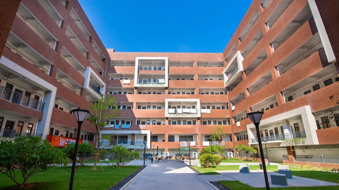学生宿舍-上床下桌