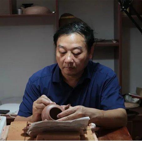 钟昆廷